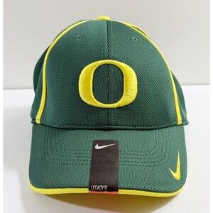 Nike 2010 Oregon Ducks Legacy91 Mens Green Yellow Fitted Hat Dri-Fit Cap NWT